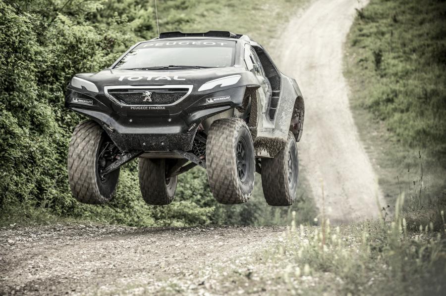  Peugeot 2008 DKR 2015 года  (фото 11 из 29)